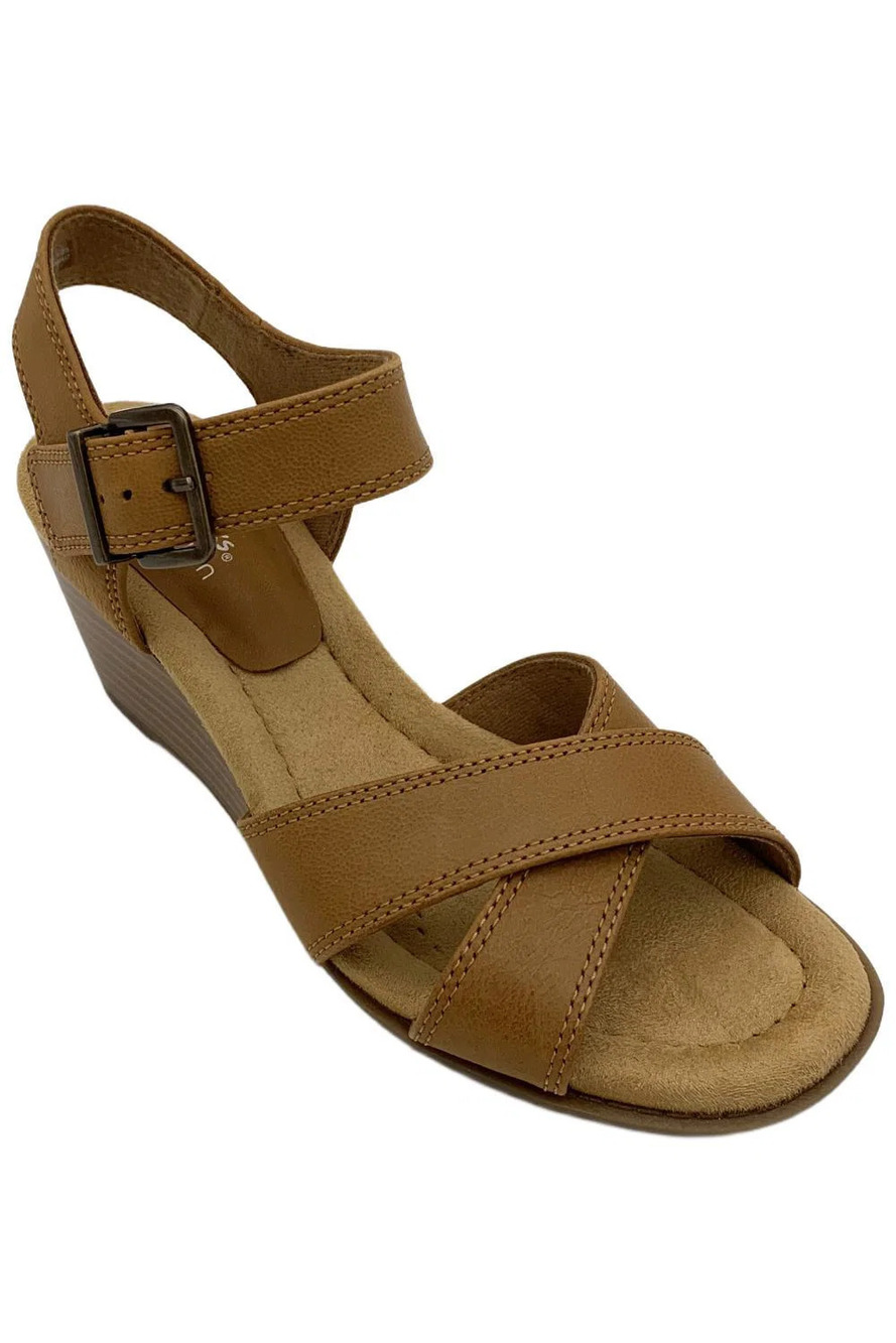 Clarks Women's Emmalae Iris Slingback Wedge Sandal Cinnamon - Medium